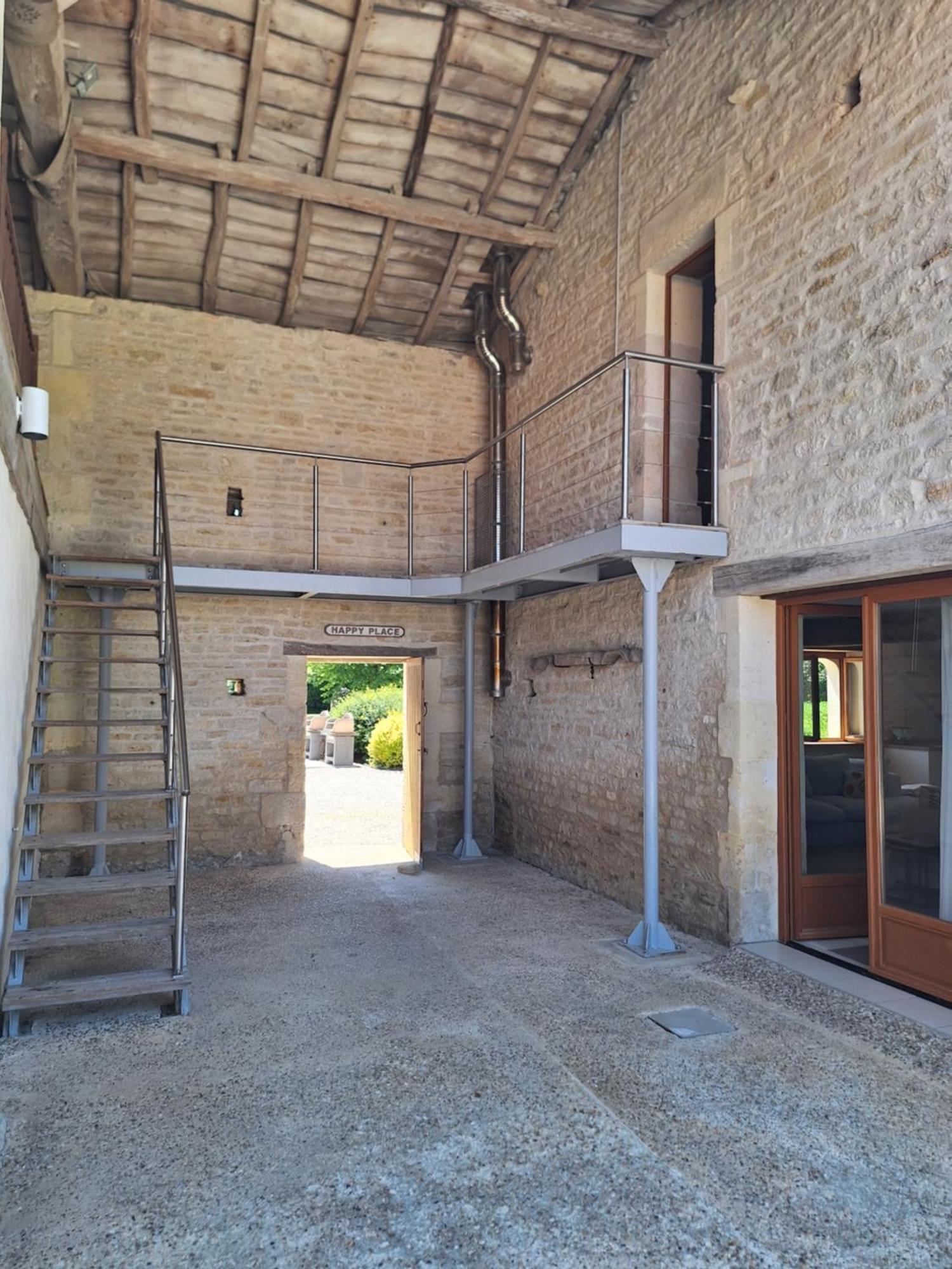 Gites Les Grandes Ecures Mons  Exterior photo